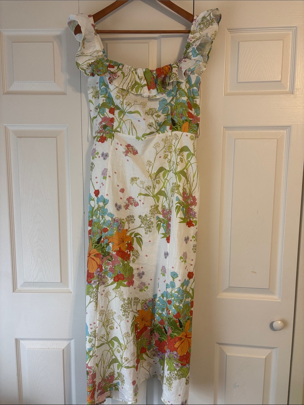 Floral Ruffle-Strap Midi Dress in White and Multi